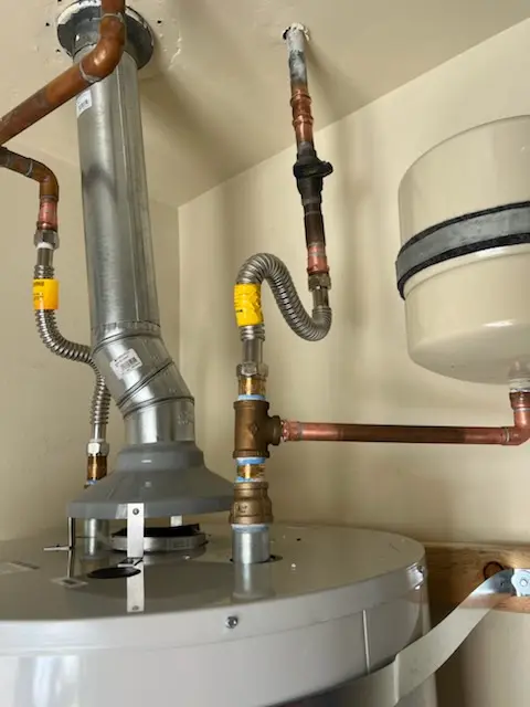 Water heater installation and plumbing repair in Planeview